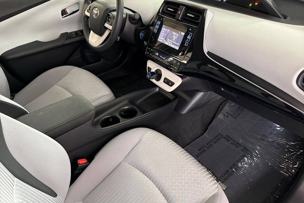 Thumbnail: 2018 Toyota Prius - 10