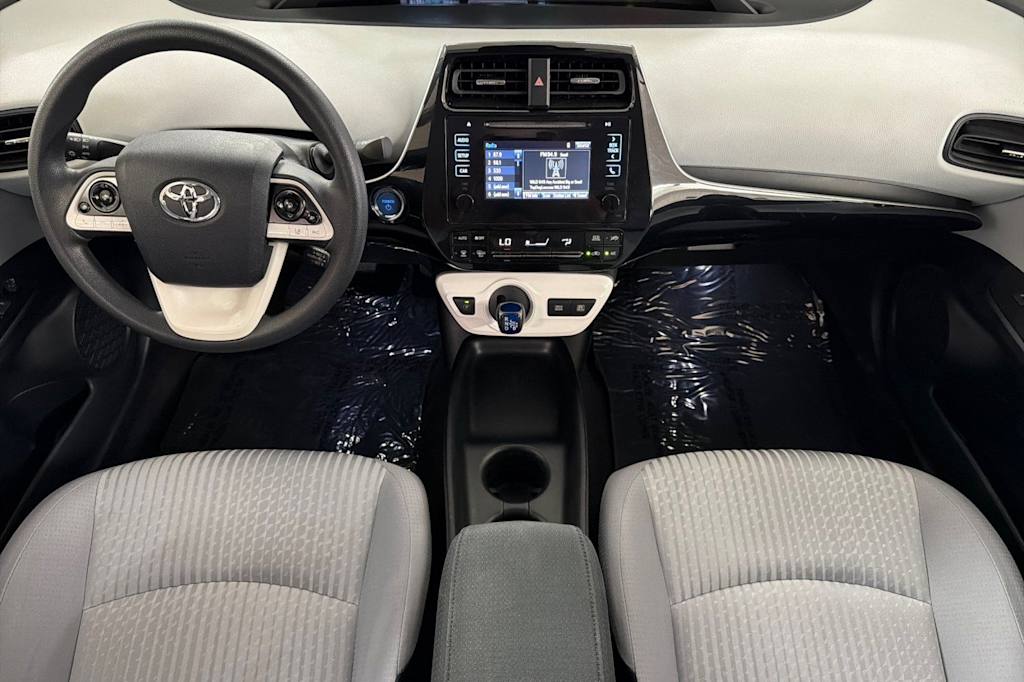 Thumbnail: 2018 Toyota Prius - 2