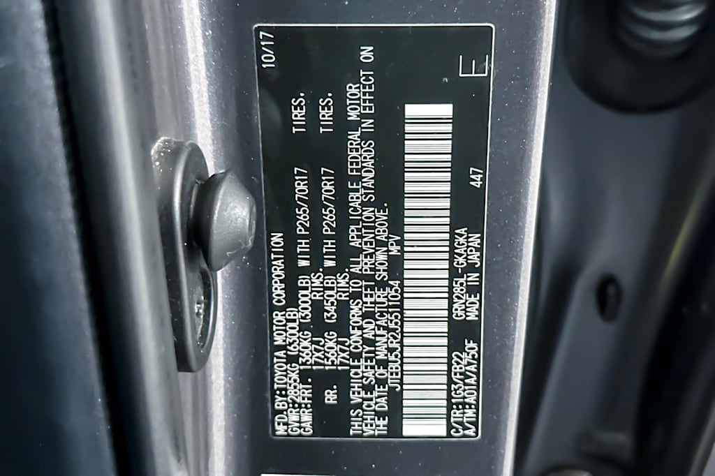 Thumbnail: 2018 Toyota 4Runner - 17