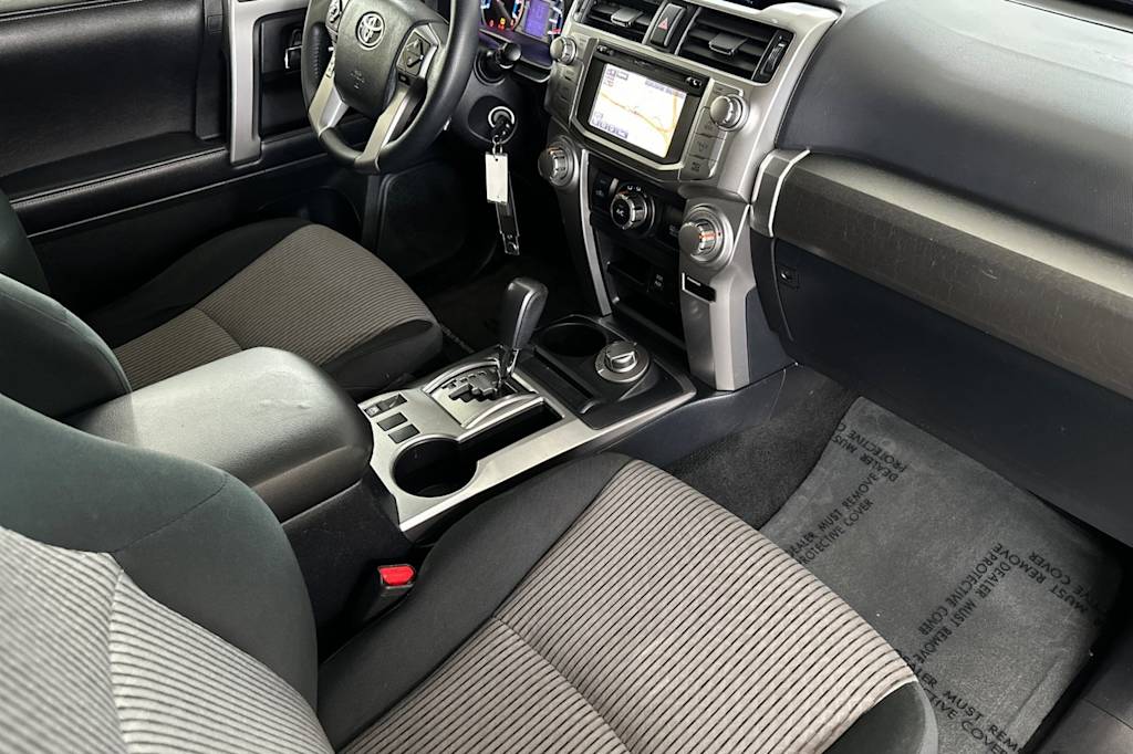 Thumbnail: 2018 Toyota 4Runner - 13