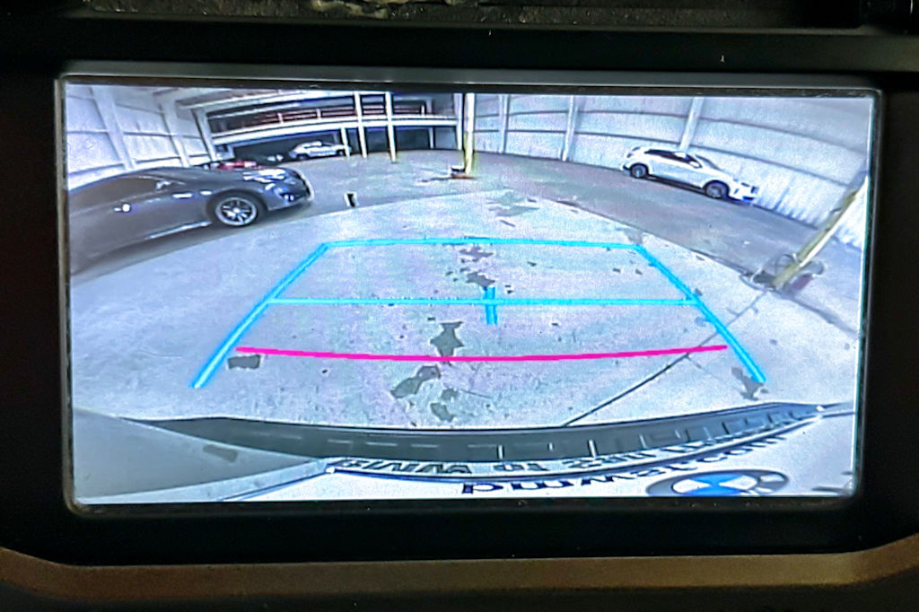 Thumbnail: 2018 Toyota 4Runner - 24