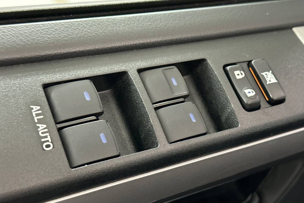 2022 Toyota 4Runner SR5 22