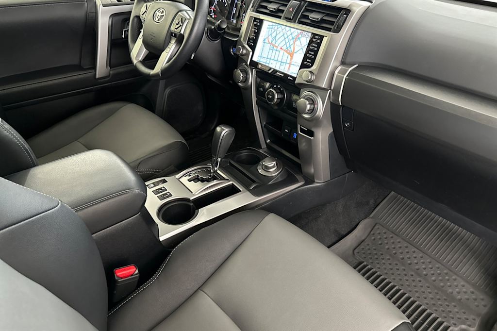 2022 Toyota 4Runner SR5 12