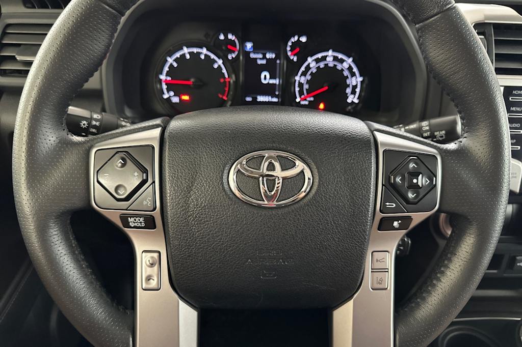 2022 Toyota 4Runner SR5 27