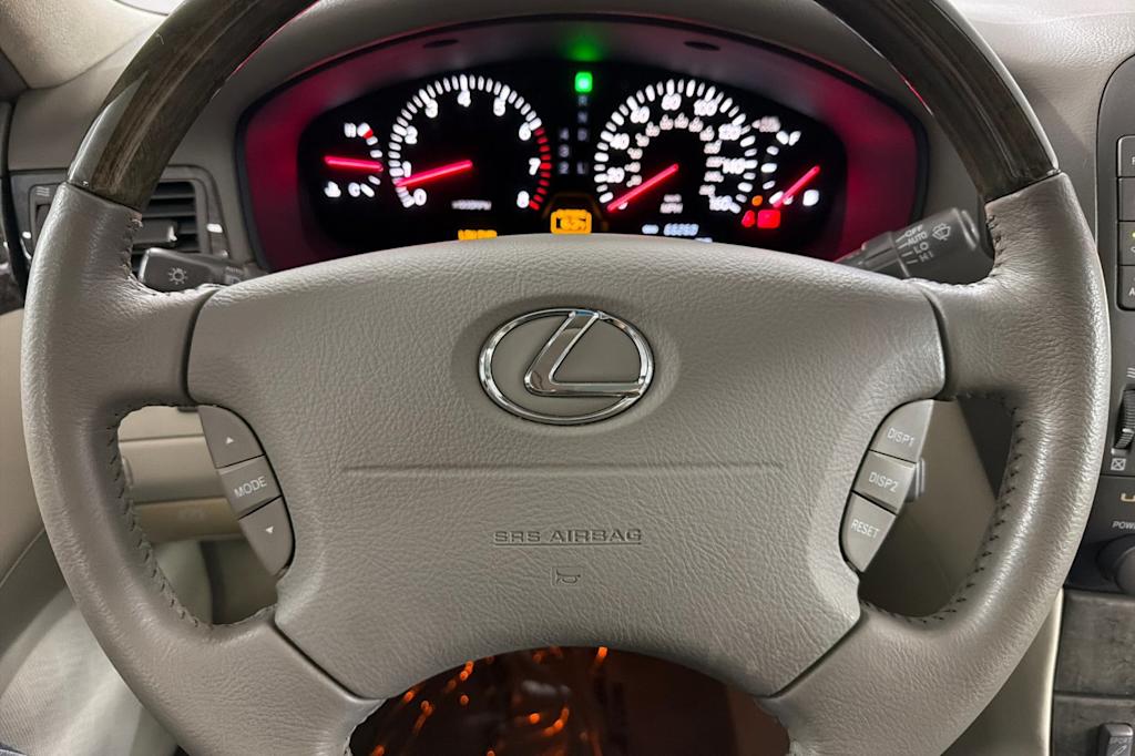Thumbnail: 2003 Lexus LS - 25