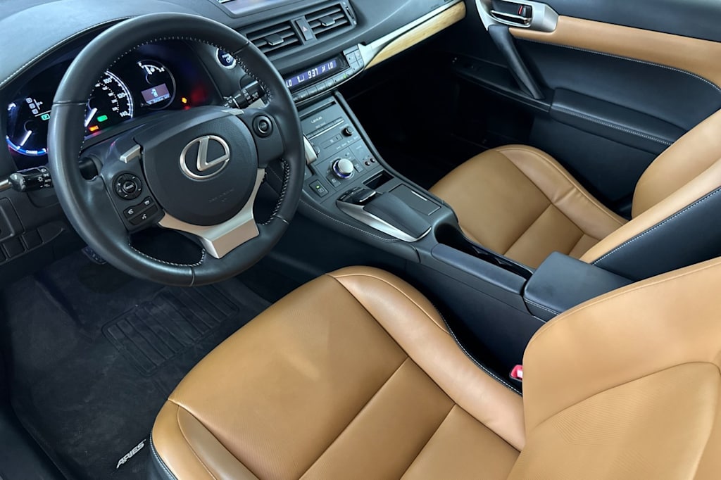 Thumbnail: 2014 Lexus CT - 7