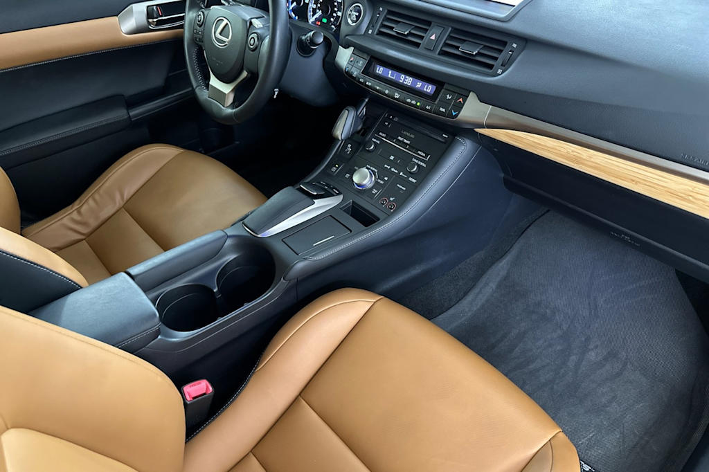 Thumbnail: 2014 Lexus CT - 10