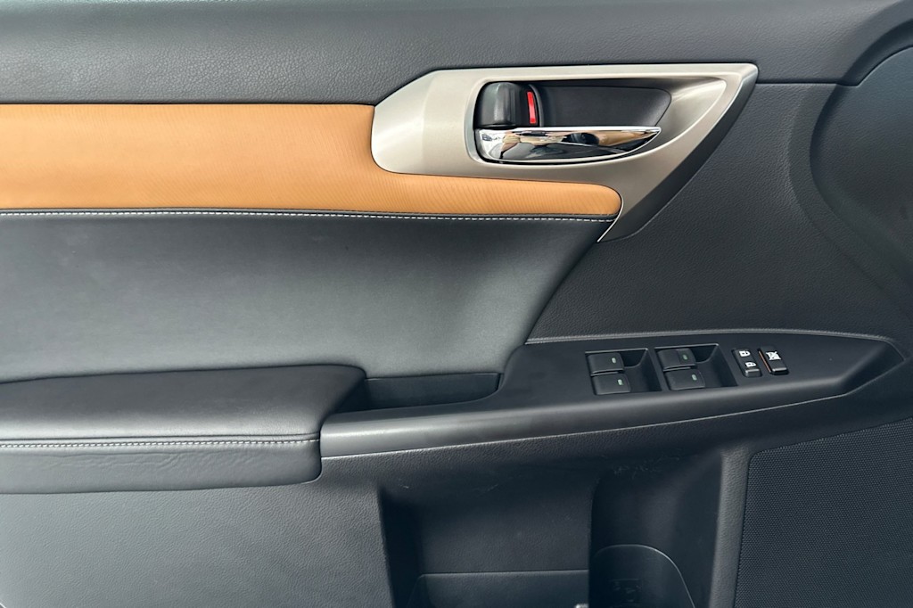 Thumbnail: 2014 Lexus CT - 20