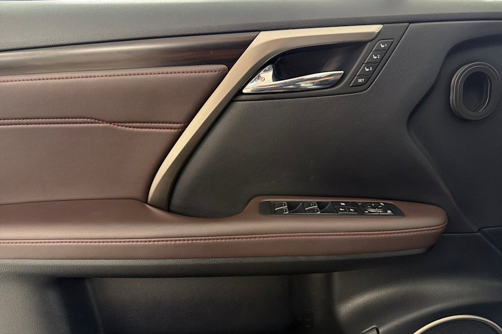 Thumbnail: 2016 Lexus RX - 21