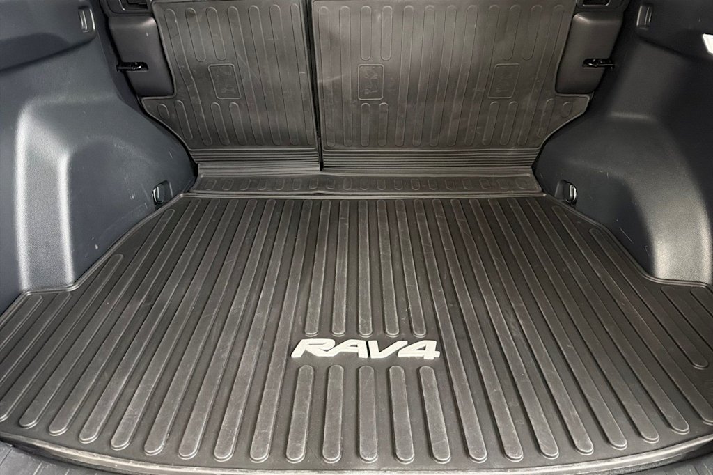 Thumbnail: 2024 Toyota RAV4 - 15