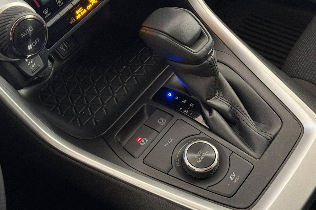 Thumbnail: 2024 Toyota RAV4 - 13