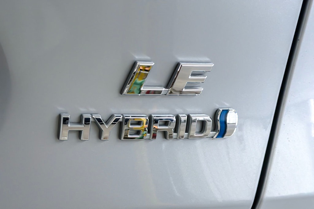 Thumbnail: 2024 Toyota RAV4 - 7