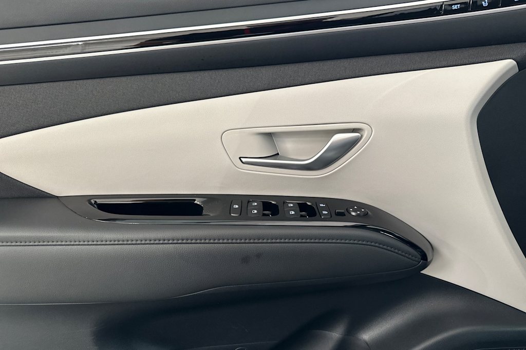 Thumbnail: 2023 Hyundai Tucson - 20
