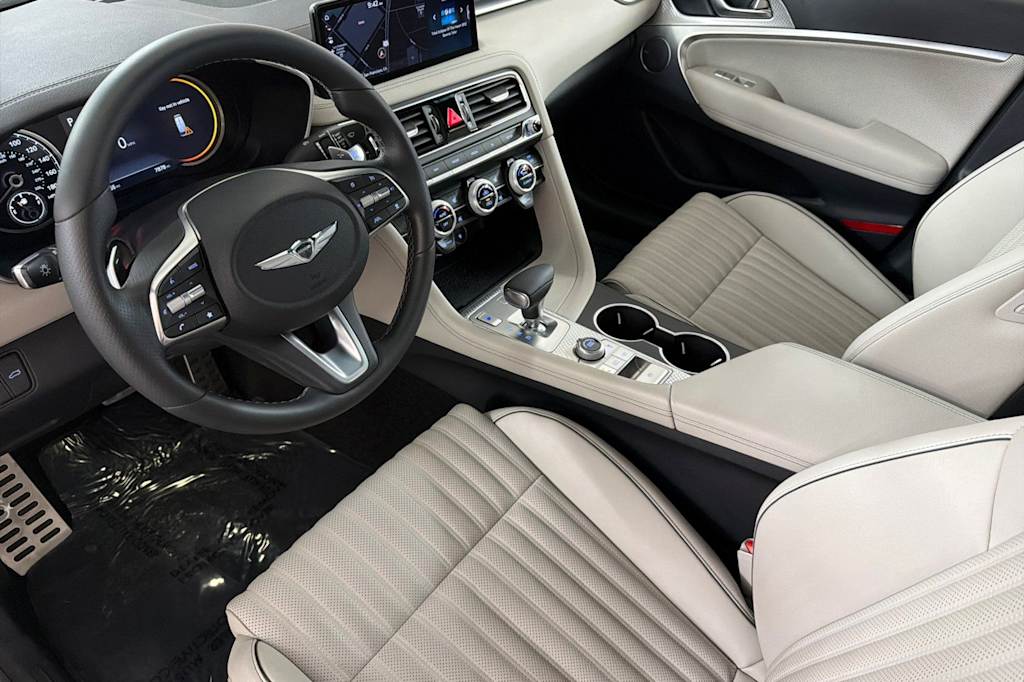 Thumbnail: 2023 Genesis G70 - 8