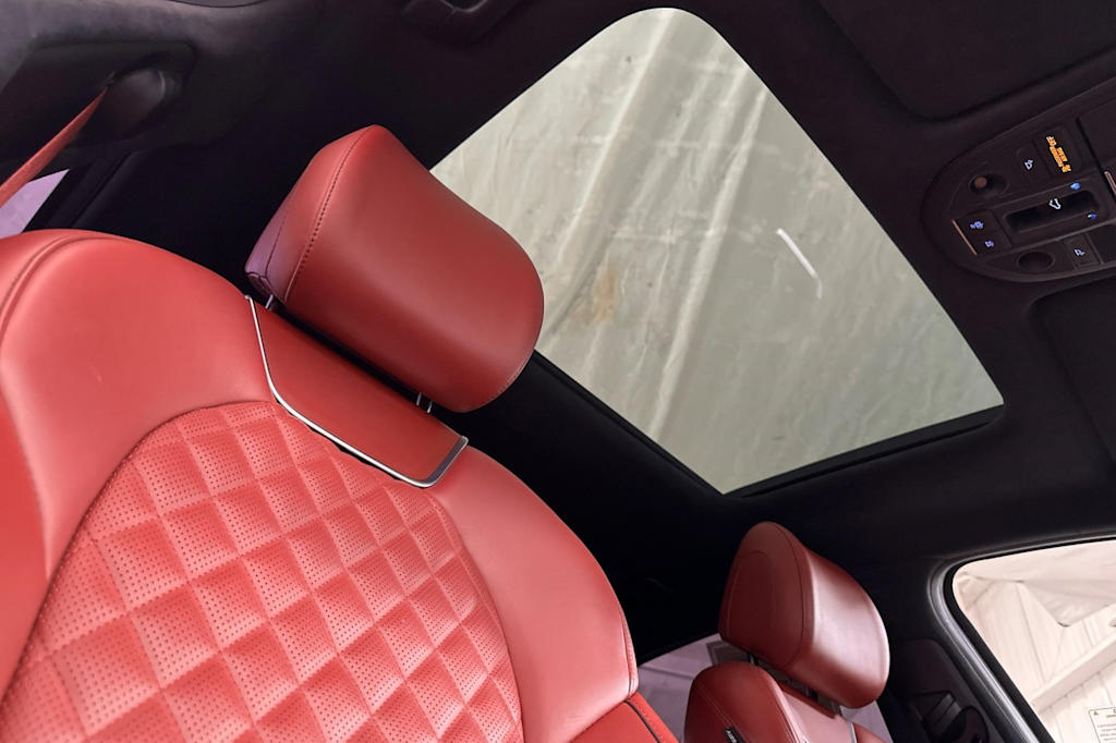 Thumbnail: 2023 Genesis G70 - 22