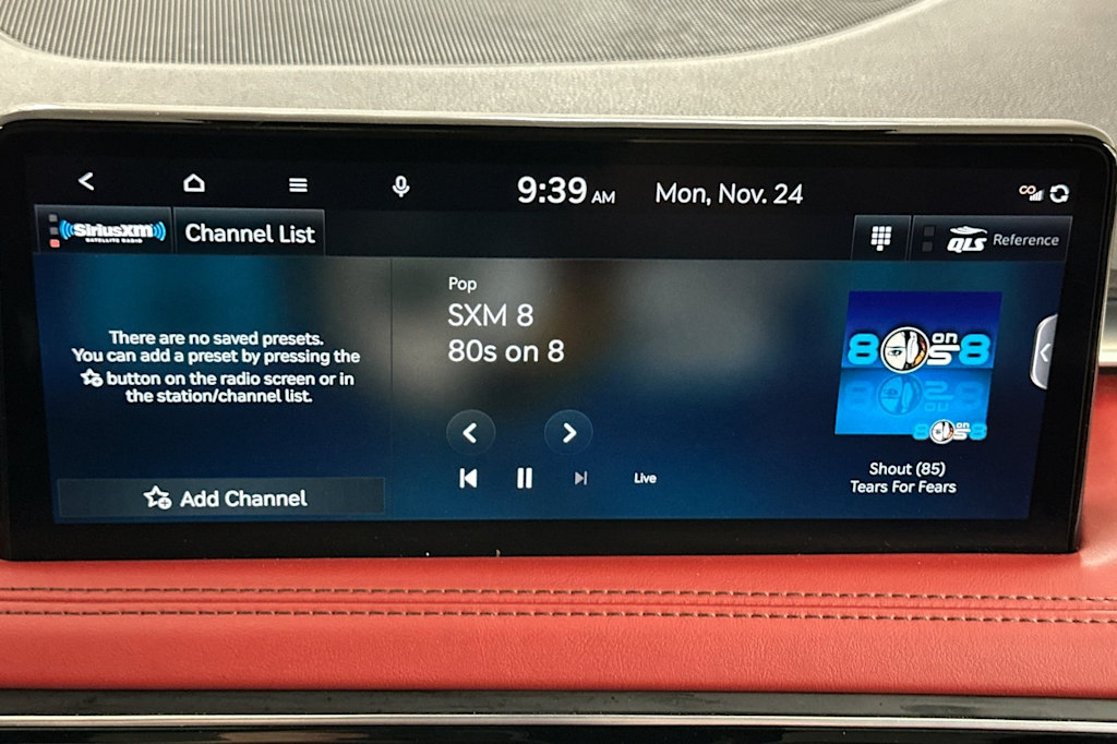 Thumbnail: 2023 Genesis G70 - 12