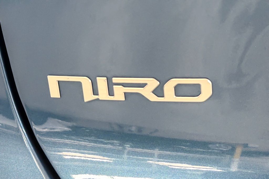 Thumbnail: 2024 Kia Niro - 7