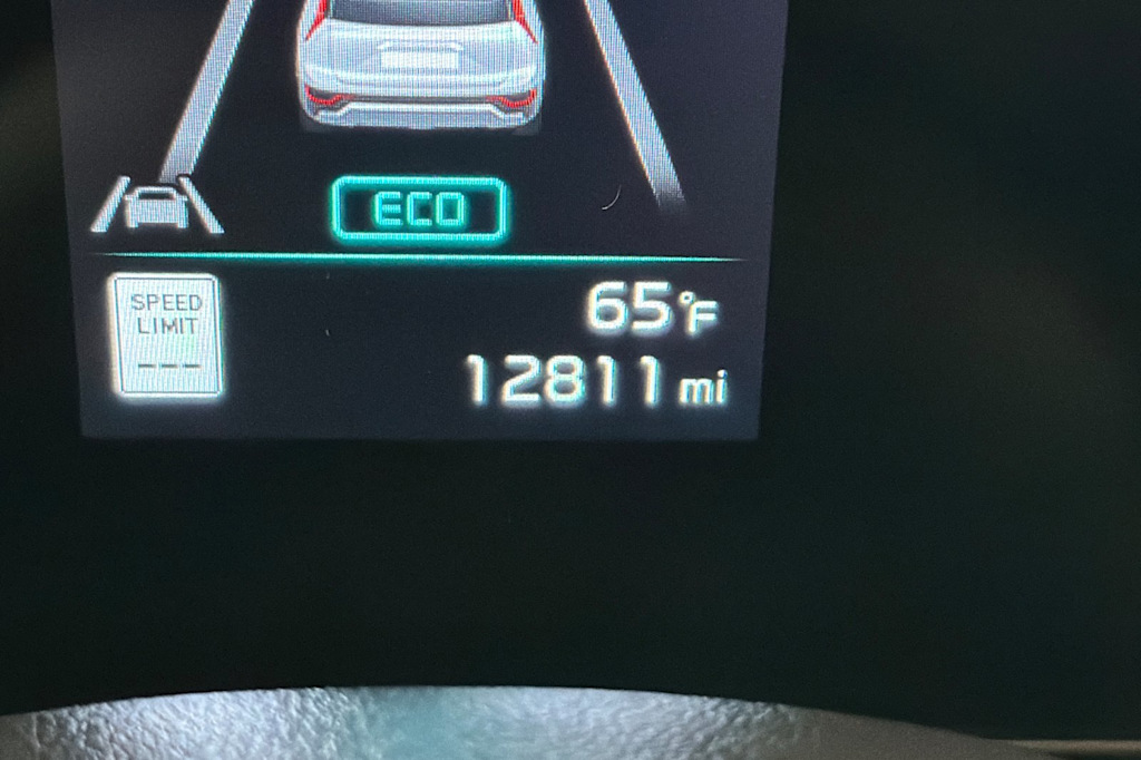 Thumbnail: 2024 Kia Niro - 28