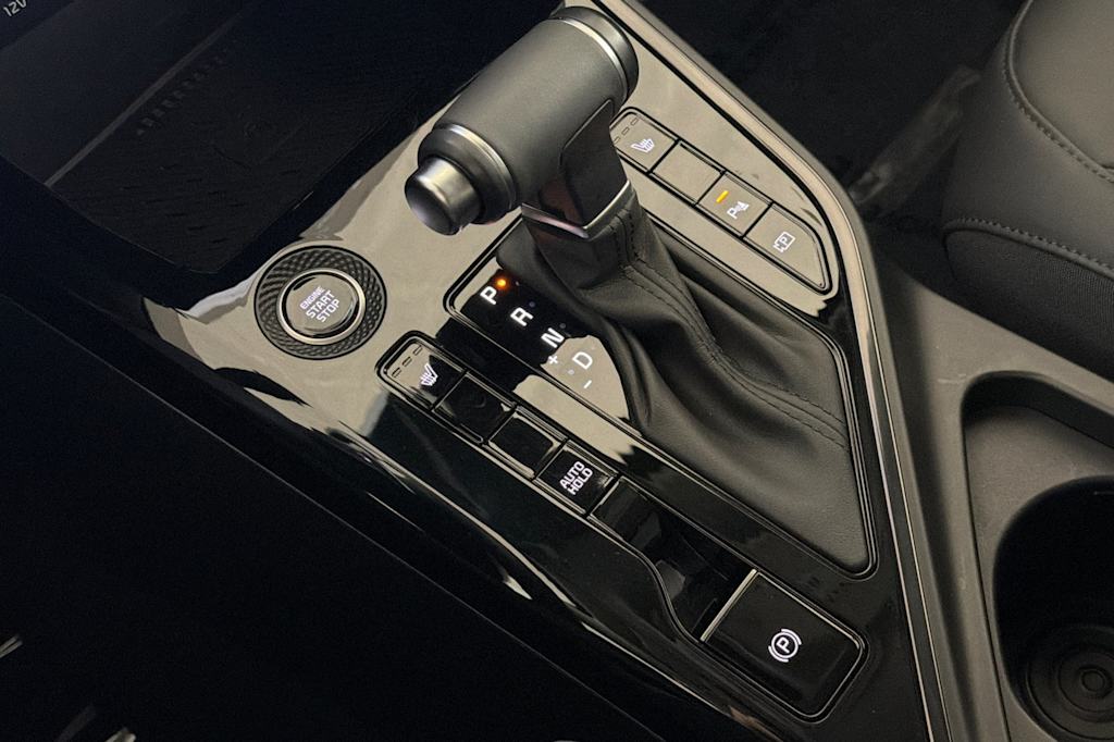 Thumbnail: 2024 Kia Niro - 14