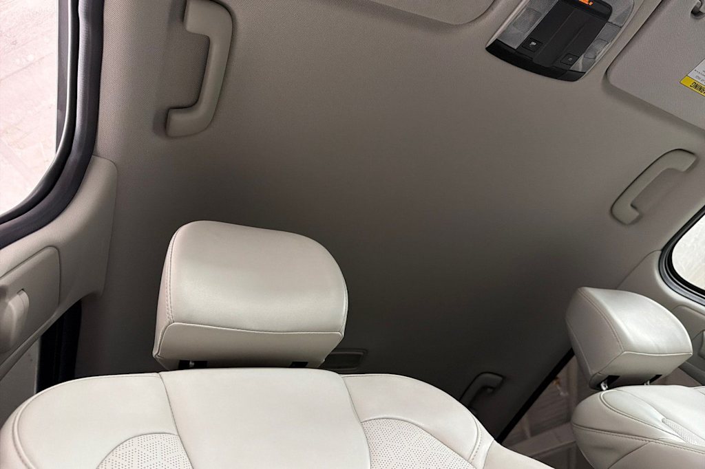Thumbnail: 2023 Kia Sorento - 22