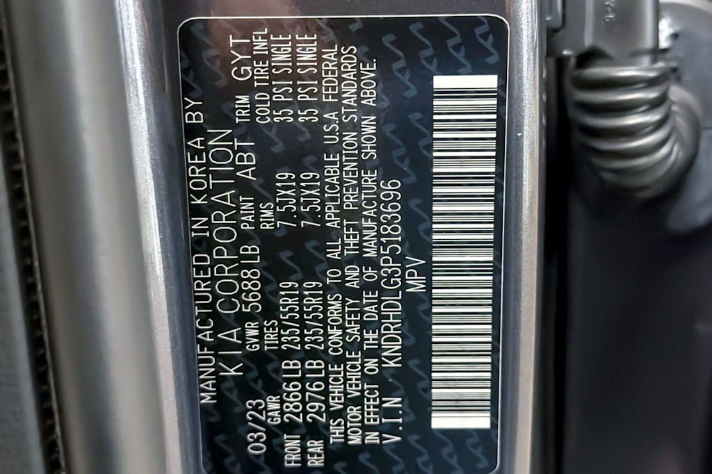 Thumbnail: 2023 Kia Sorento - 16