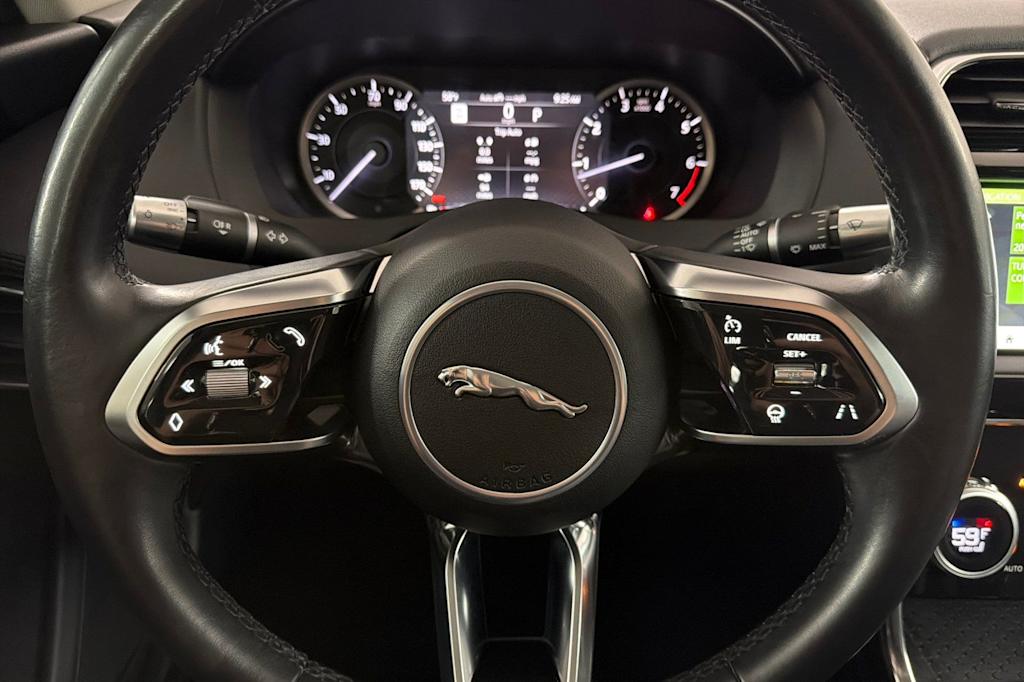 Thumbnail: 2020 Jaguar XE - 24