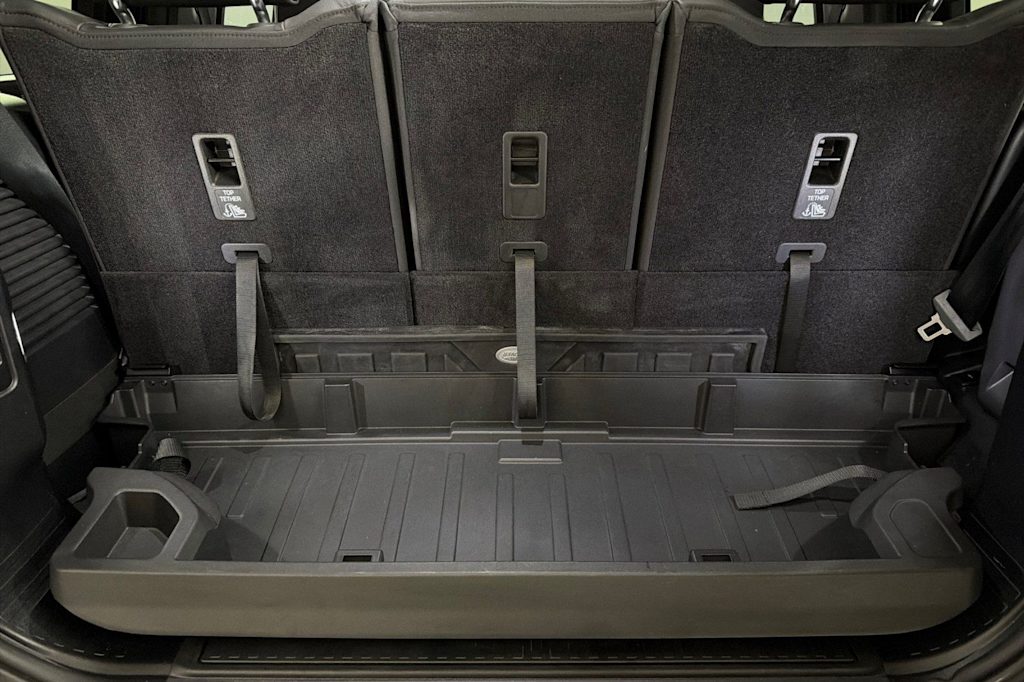 Thumbnail: 2024 Land Rover Defender - 14
