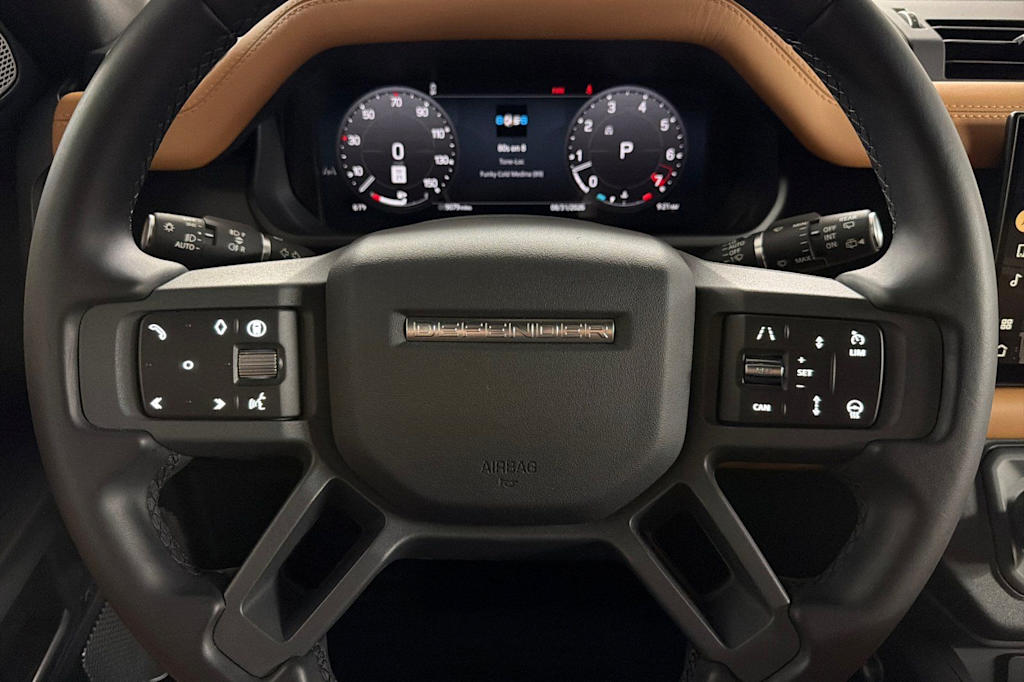 Thumbnail: 2024 Land Rover Defender - 28