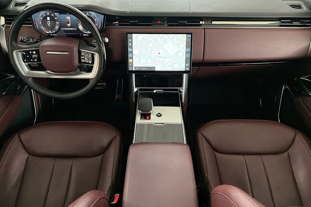 Thumbnail: 2025 Land Rover Range Rover - 2