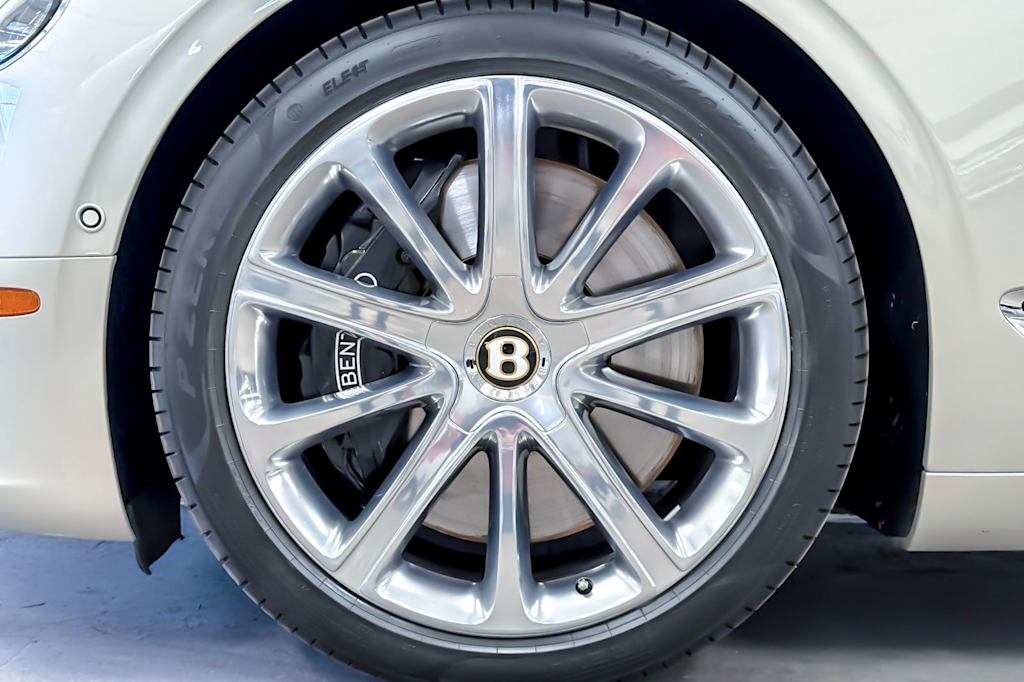 Thumbnail: 2020 Bentley Continental - 8