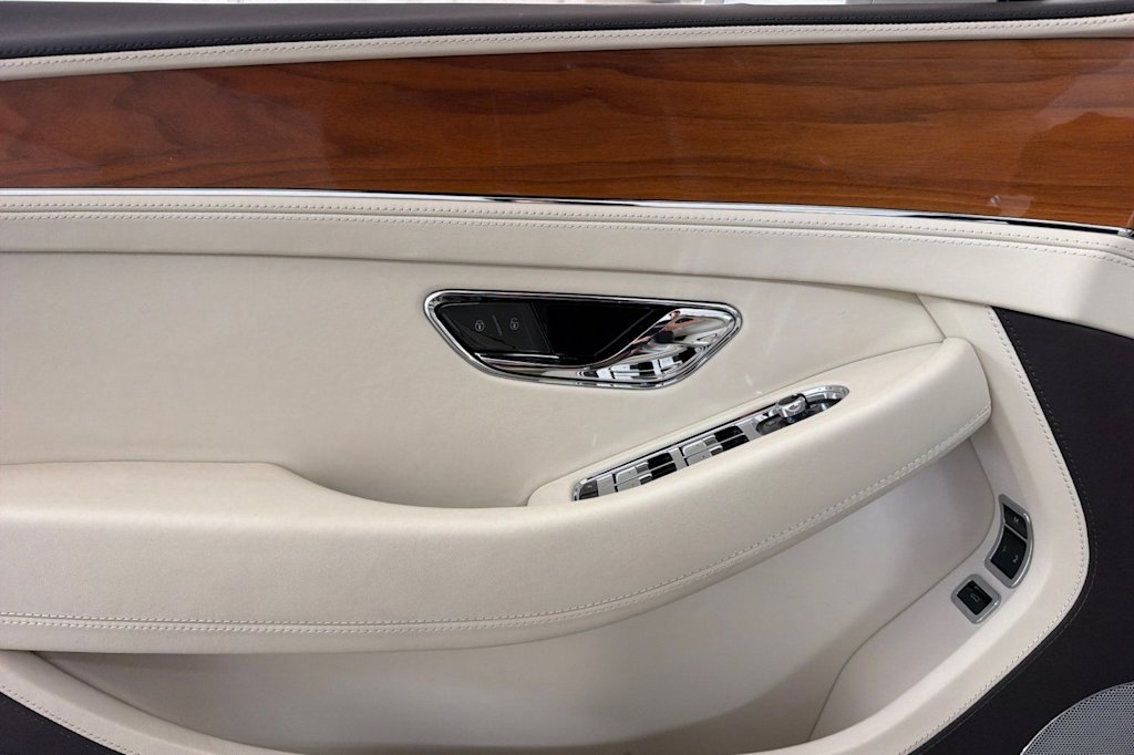 Thumbnail: 2020 Bentley Continental - 20