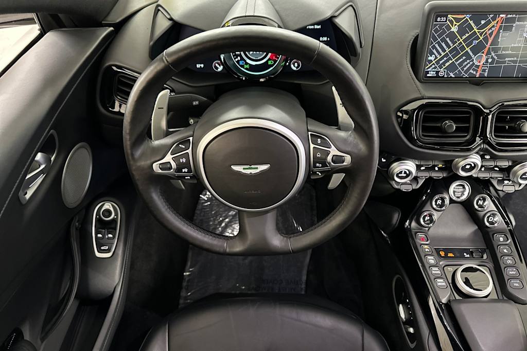 2022 Aston Martin Vantage  10