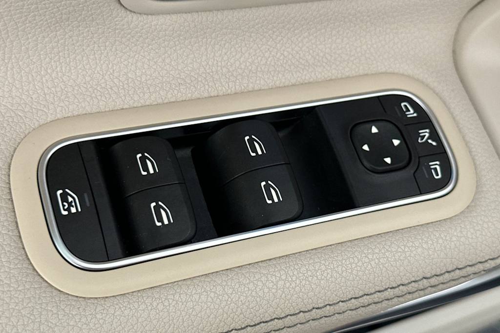 Thumbnail: 2022 Mercedes-Benz A-Class - 20