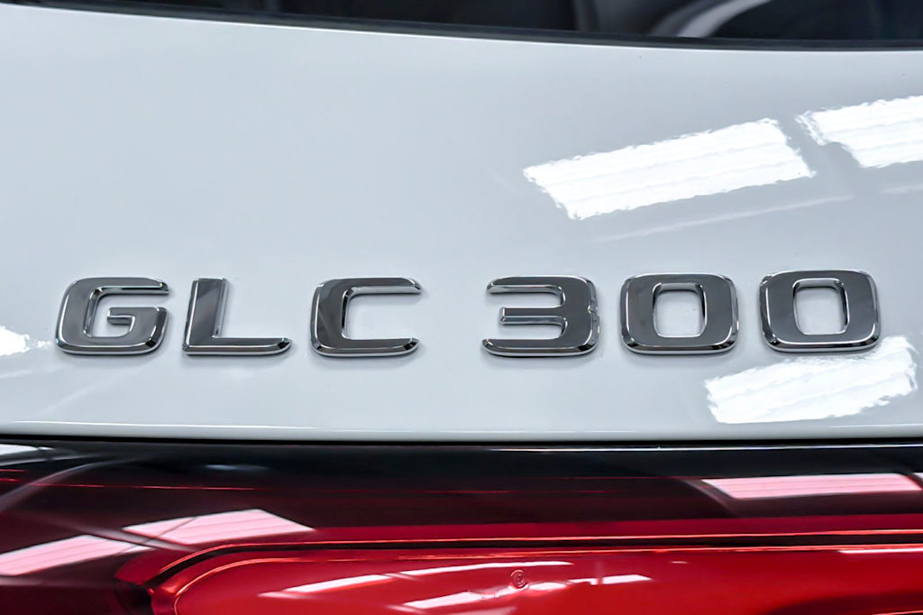 Thumbnail: 2025 Mercedes-Benz GLC - 7