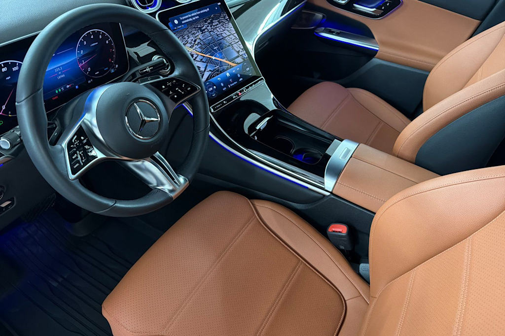 Thumbnail: 2025 Mercedes-Benz GLC - 9