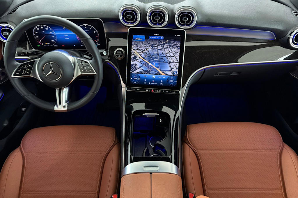 Thumbnail: 2025 Mercedes-Benz GLC - 2