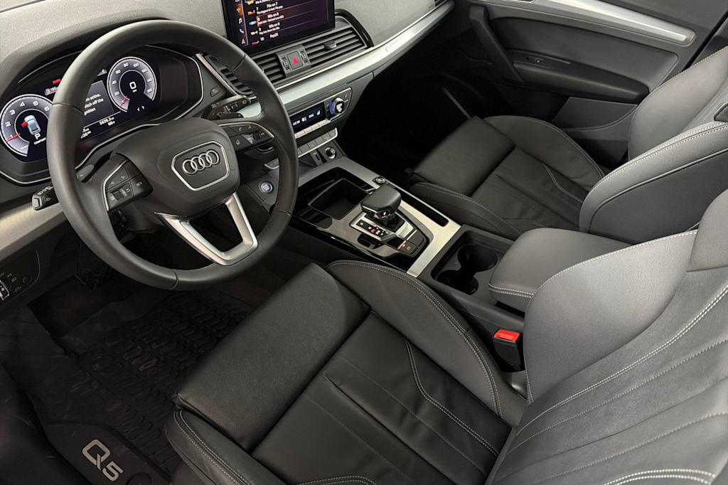 Thumbnail: 2024 Audi Q5 - 8
