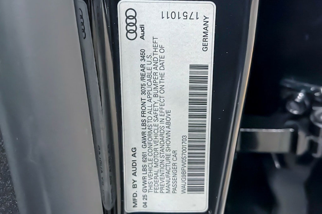 Thumbnail: 2025 Audi e-tron GT - 29