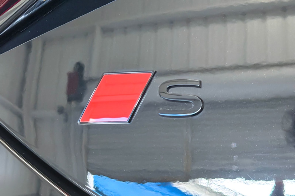 Thumbnail: 2025 Audi e-tron GT - 7
