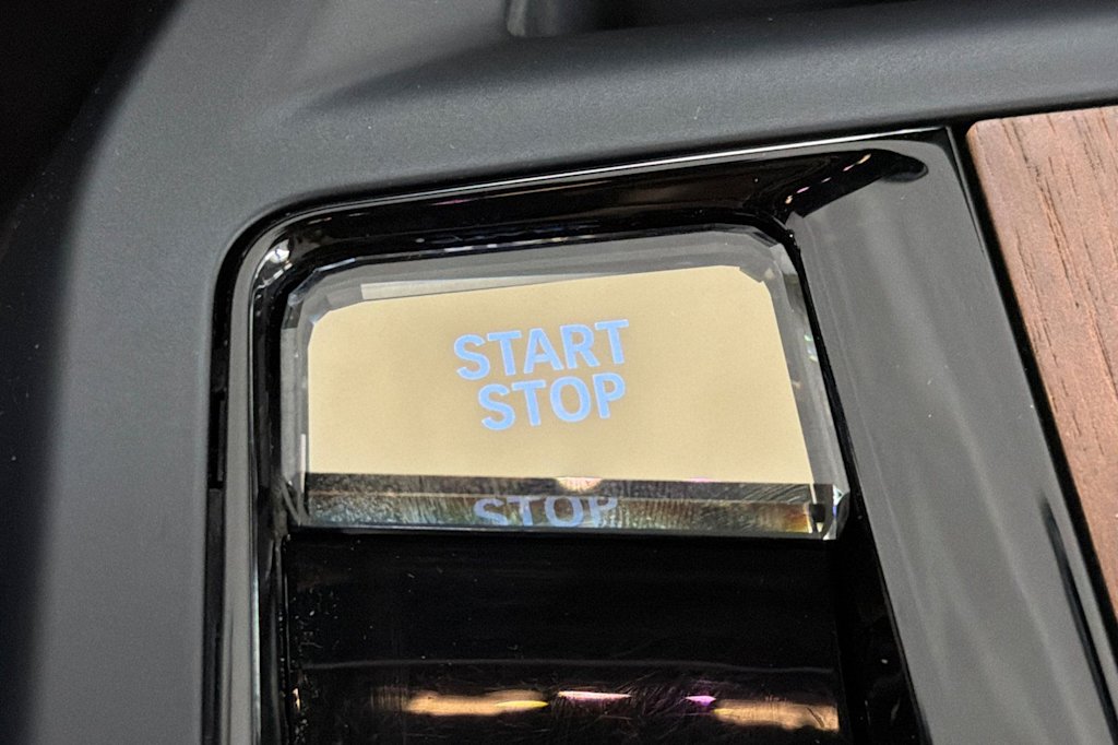 Thumbnail: 2023 BMW iX - 26