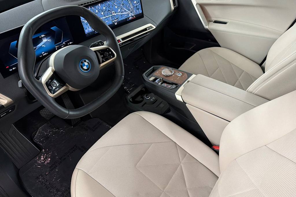 Thumbnail: 2023 BMW iX - 9