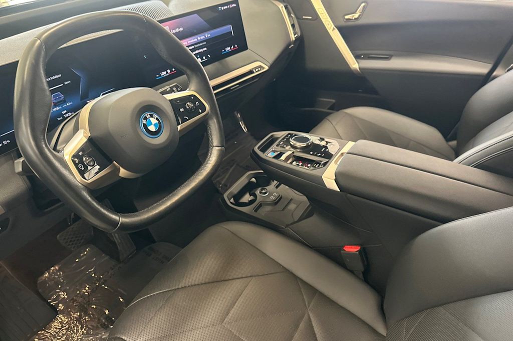 Thumbnail: 2024 BMW iX - 8