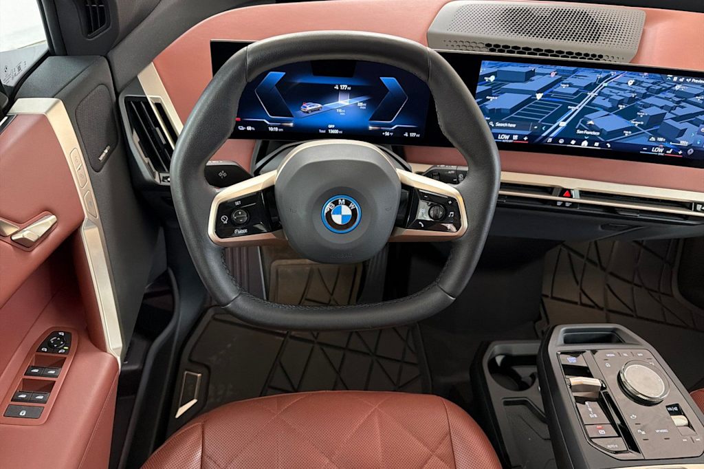 Thumbnail: 2024 BMW iX - 12