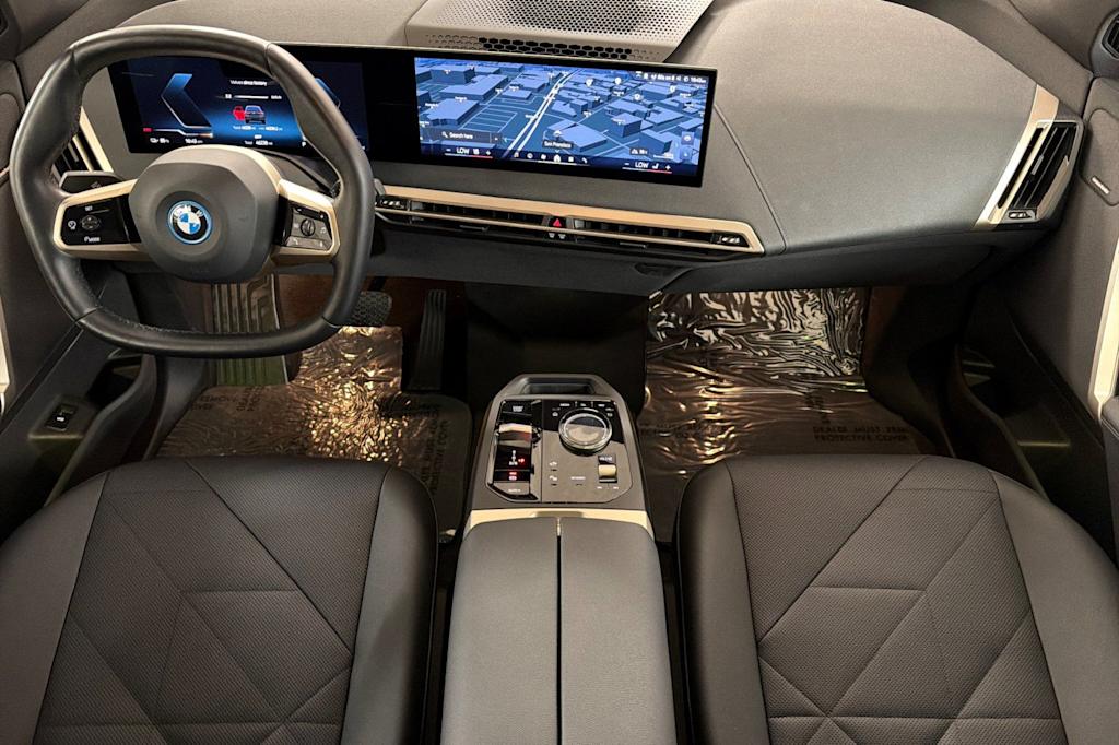 Thumbnail: 2024 BMW iX - 2