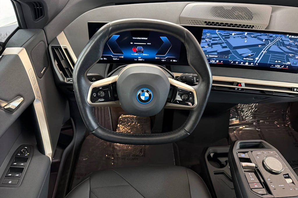 Thumbnail: 2024 BMW iX - 11
