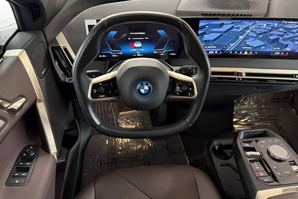 Thumbnail: 2024 BMW iX - 11