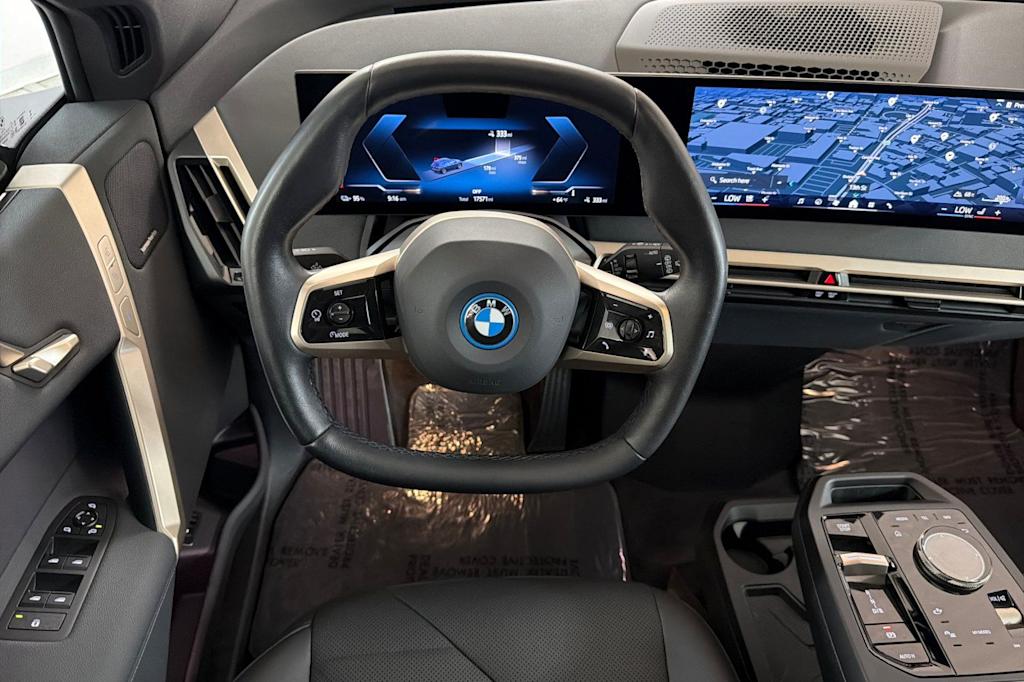Thumbnail: 2024 BMW iX - 11