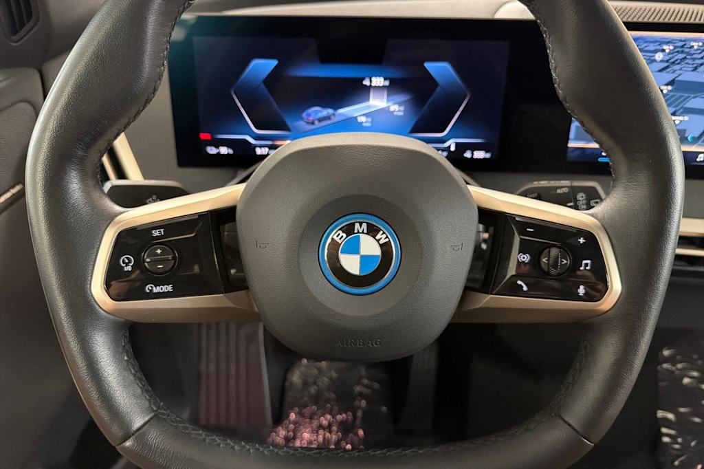 Thumbnail: 2024 BMW iX - 24
