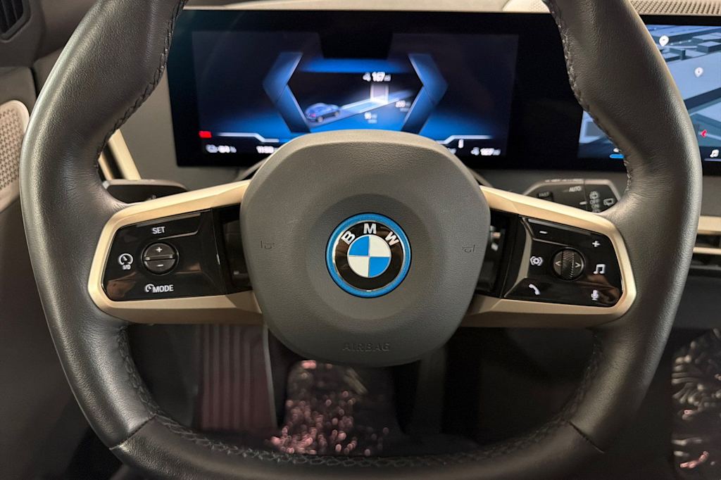 Thumbnail: 2024 BMW iX - 27