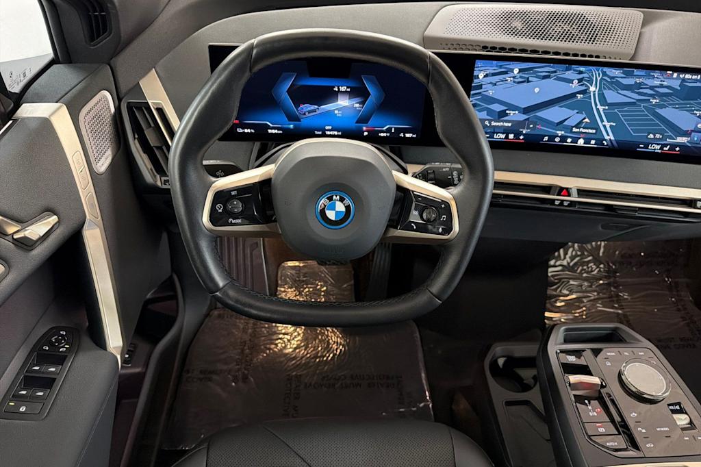 Thumbnail: 2024 BMW iX - 9